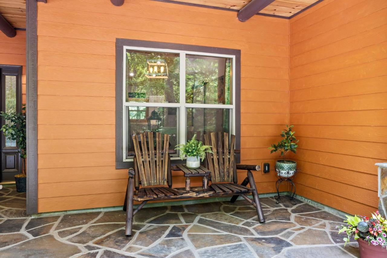 Stunning Views, Superb Atmosphere, Modern Amenities, In The Middle Of Nature Bryson City Exterior photo