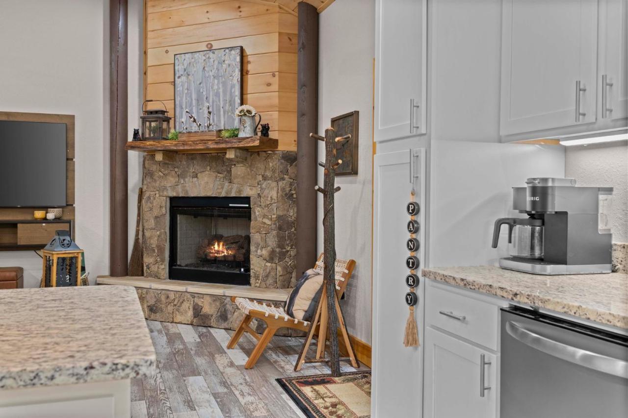Stunning Views, Superb Atmosphere, Modern Amenities, In The Middle Of Nature Bryson City Exterior photo